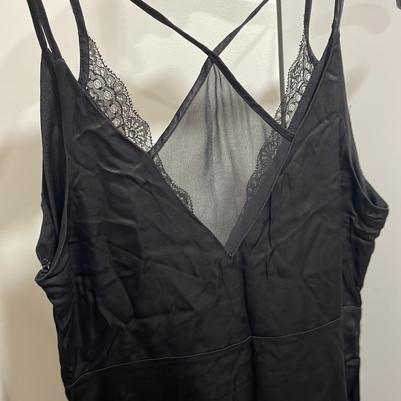 Satin dress - Picture 3 of 4